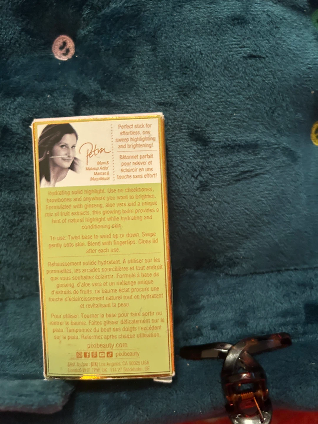 Pixi by Petra On-the-Glow Superglow Highlight Stick - photo 4