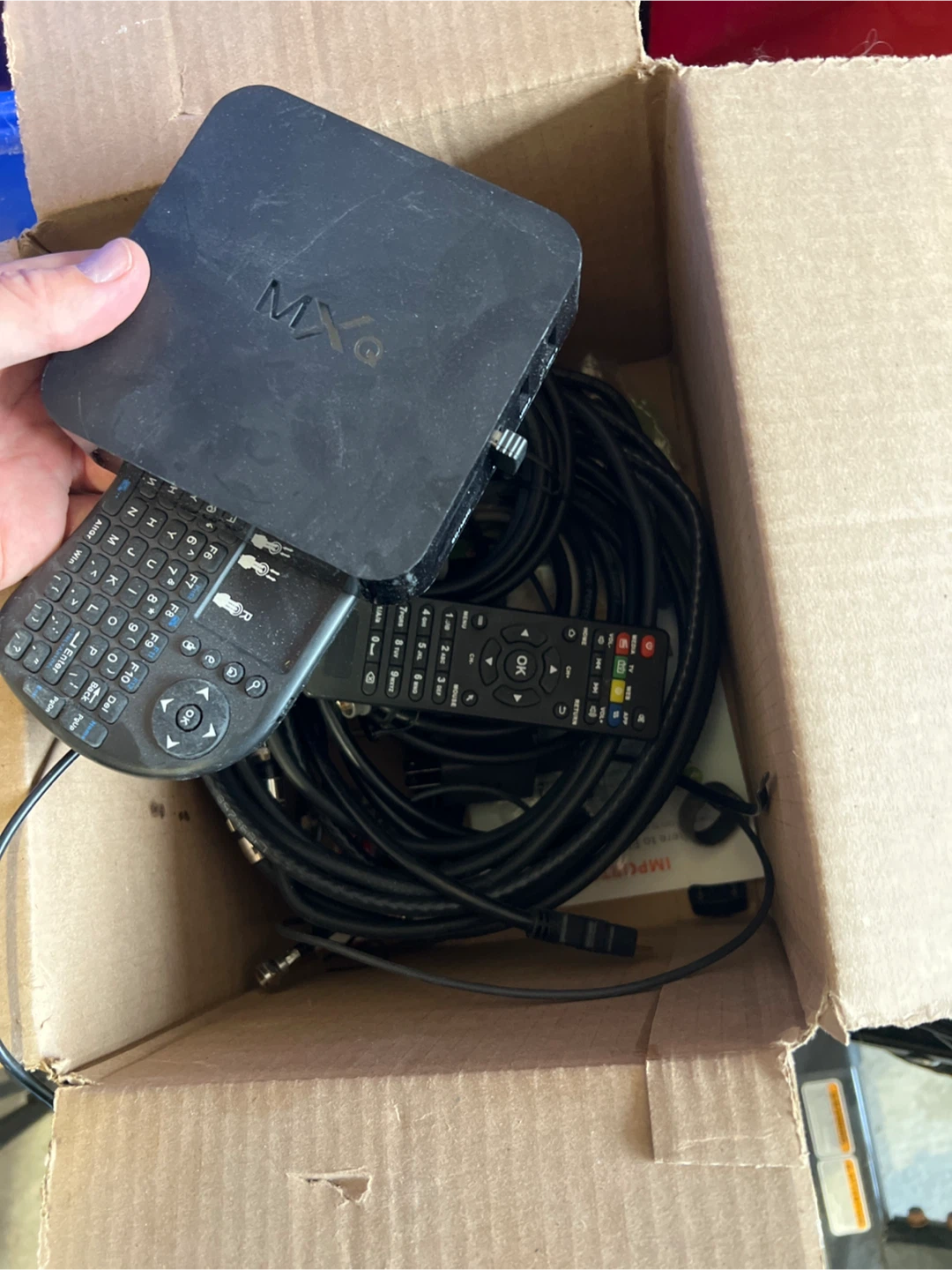 MXQ TV Box with Remote and Cables - photo 2