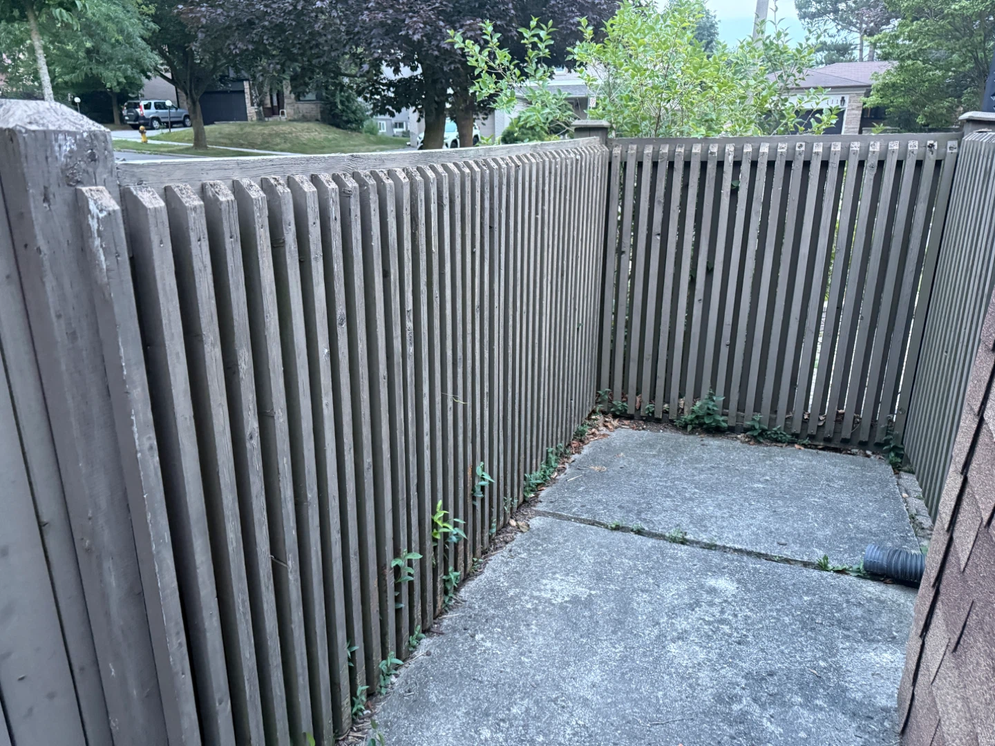 Used wooden privacy fencing panels - photo 4