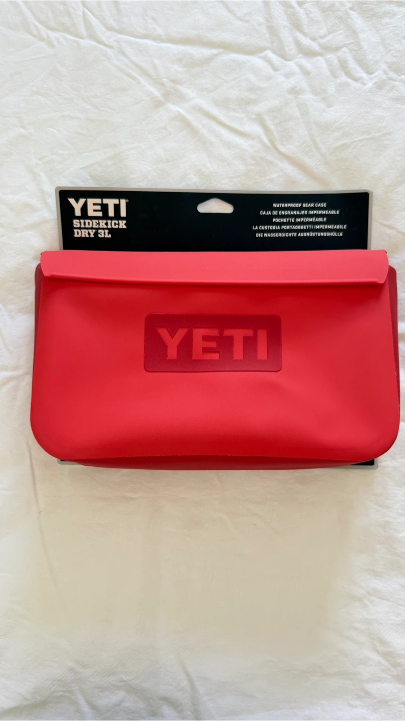 YETI Sidekick Dry 3L Gear Case - Rescue Red