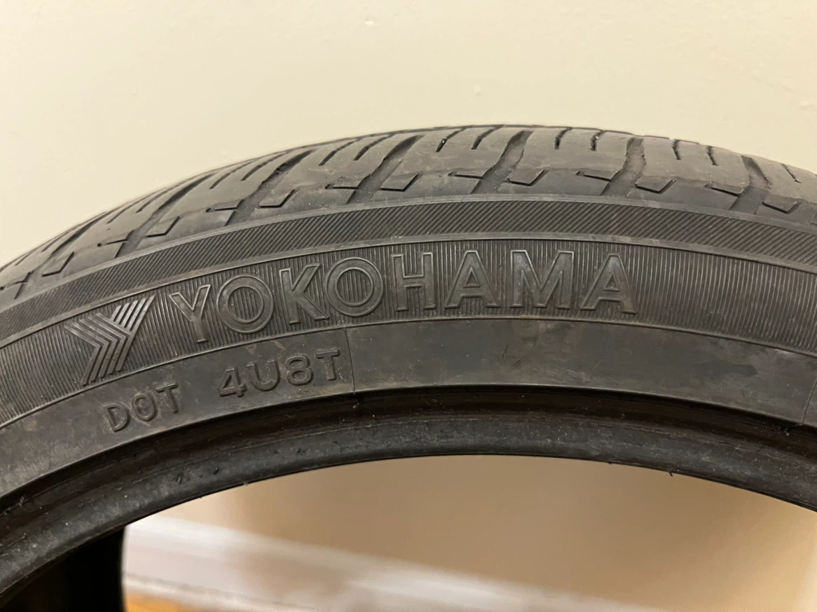 Yokohama Ascend GT Tire 245/40R19 94V - photo 3