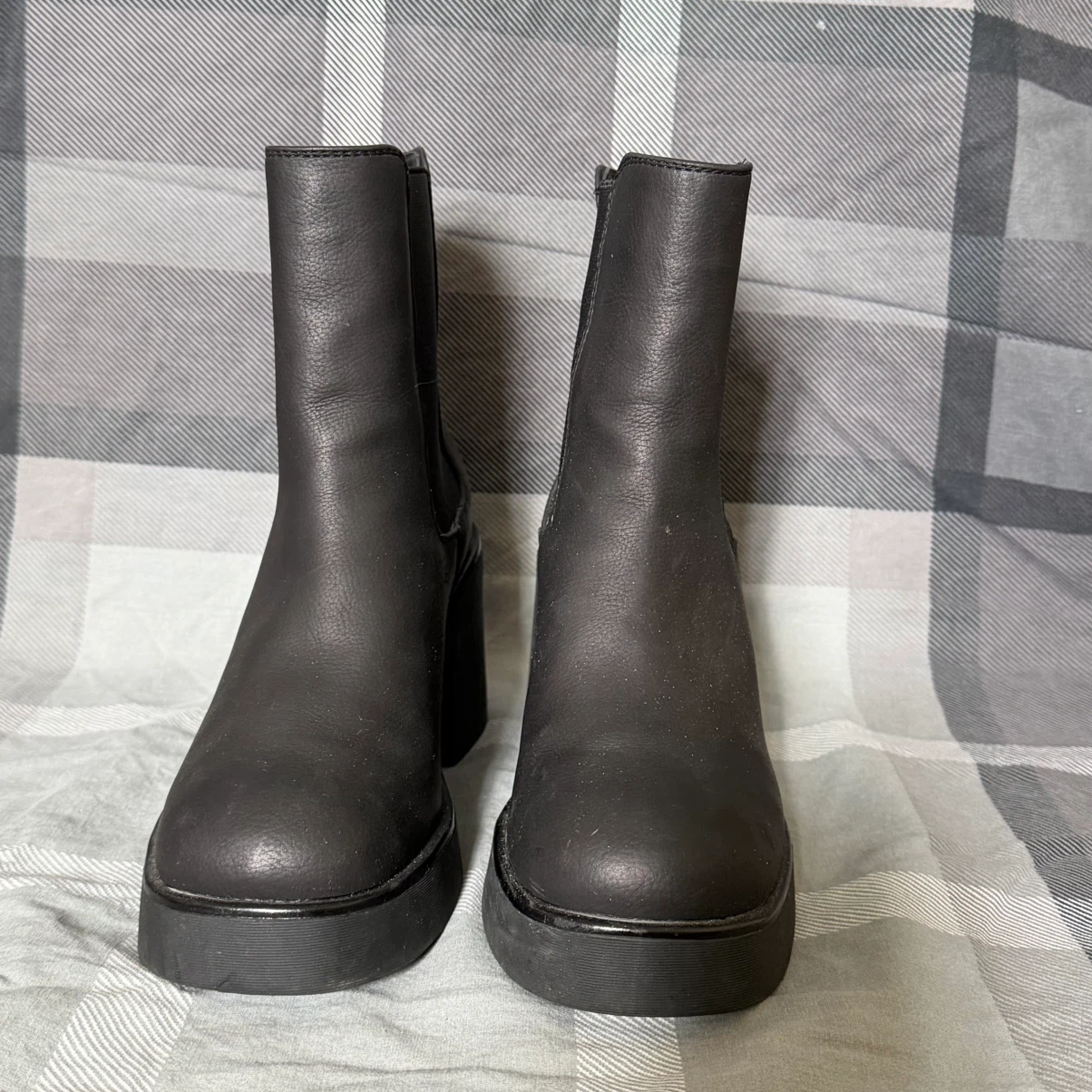 Black platform Chelsea boots - photo 3