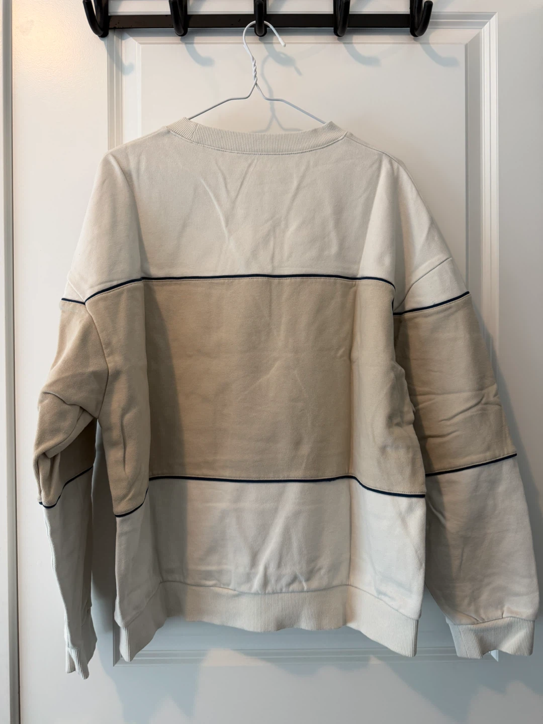 Stuck on the 90s Graphic Sweatshirt - photo 2