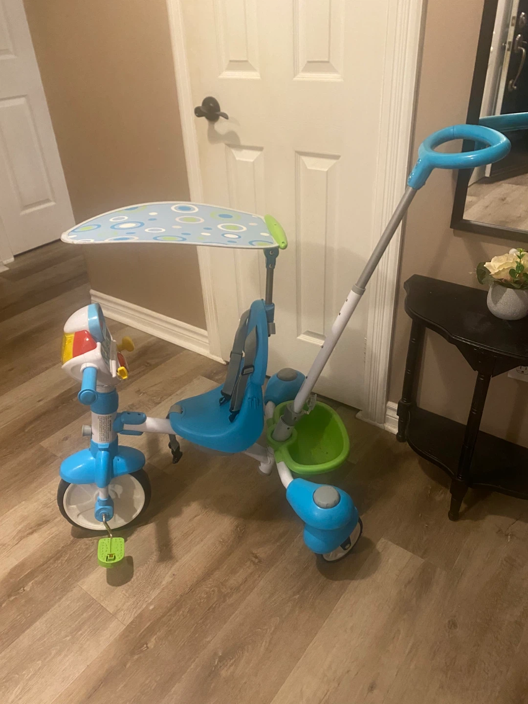 Vtech 4-in-1 swivel push trike - photo 2