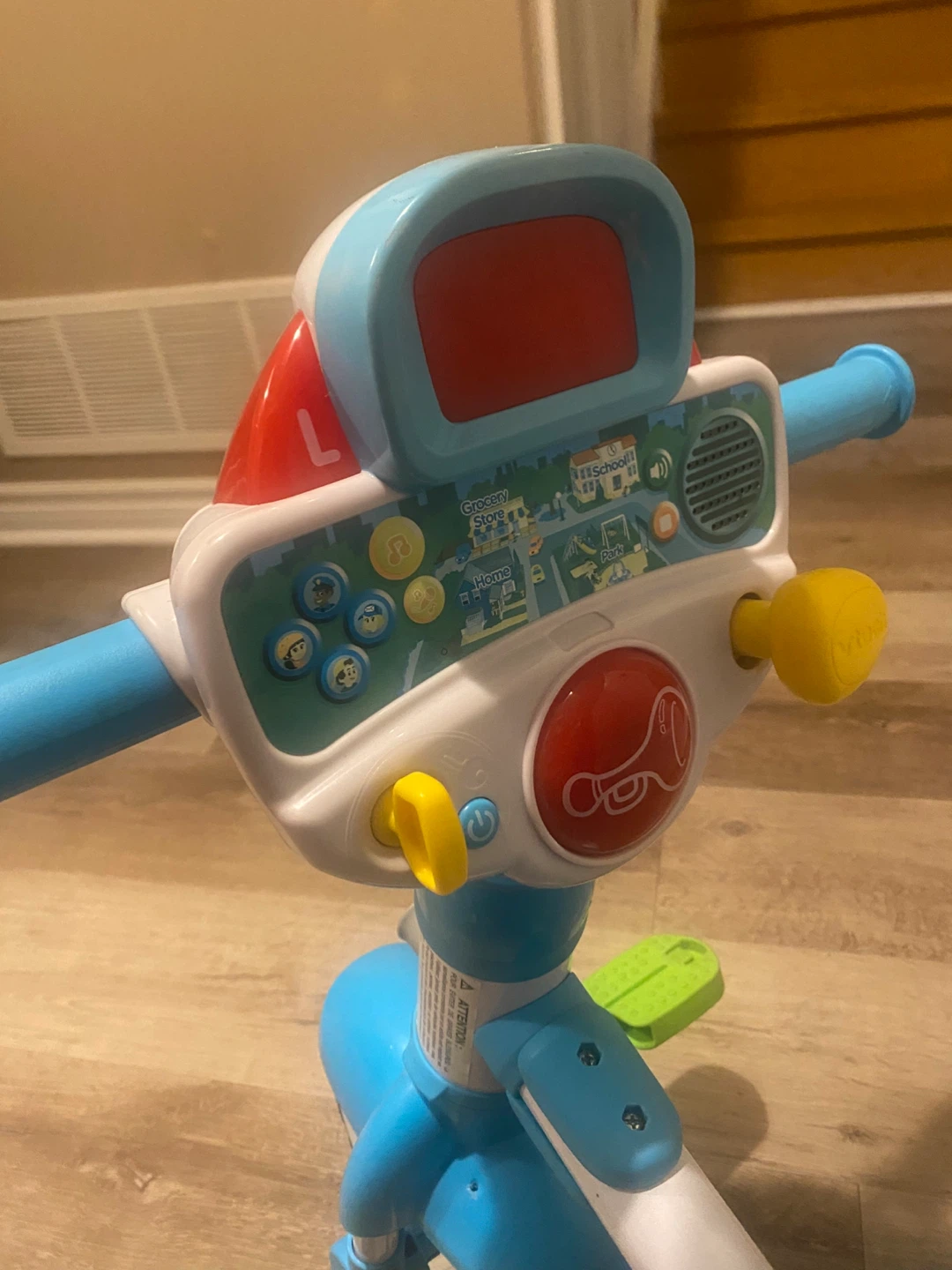 Vtech 4-in-1 swivel push trike - photo 3