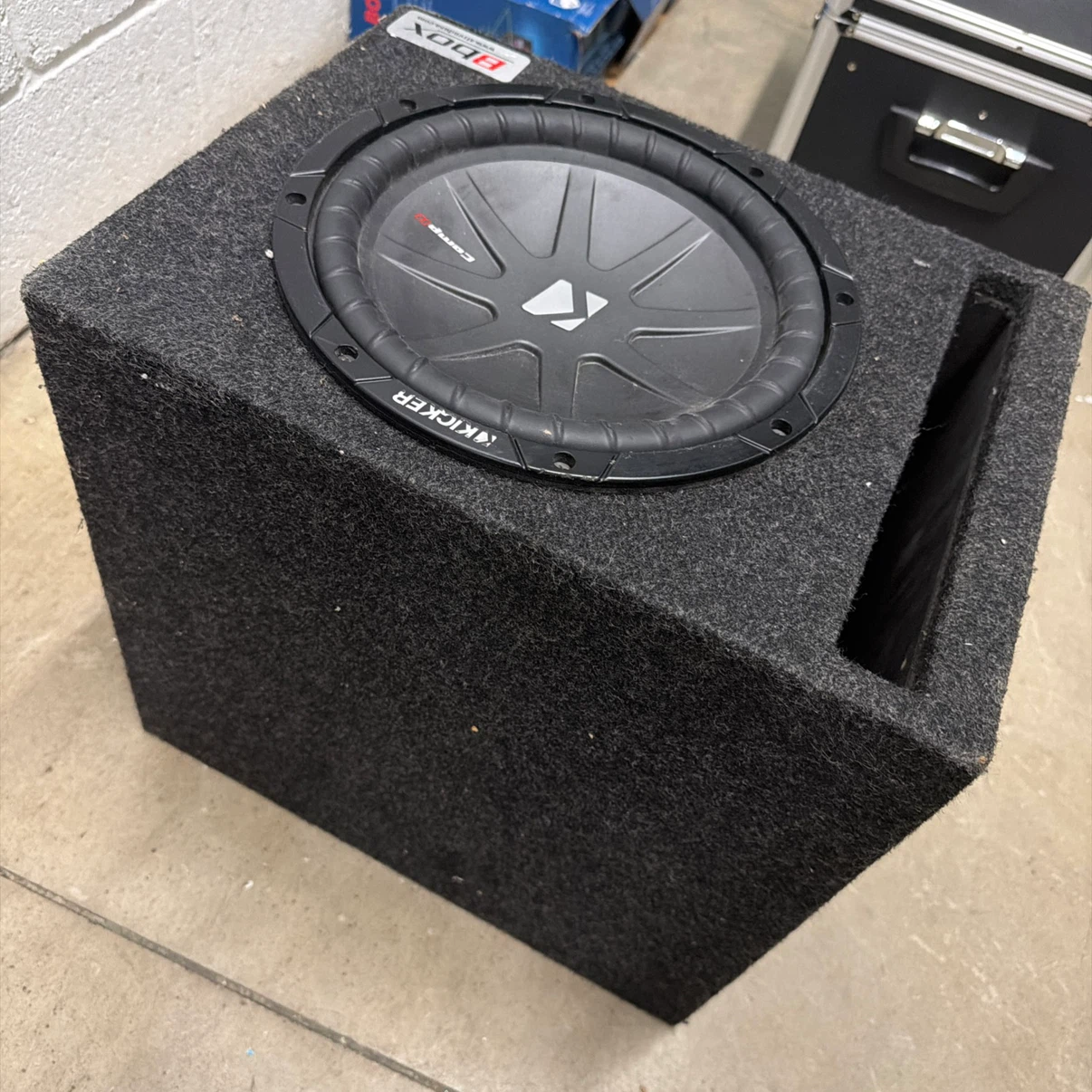 Kicker CompR Subwoofer in BBox Enclosure - photo 2