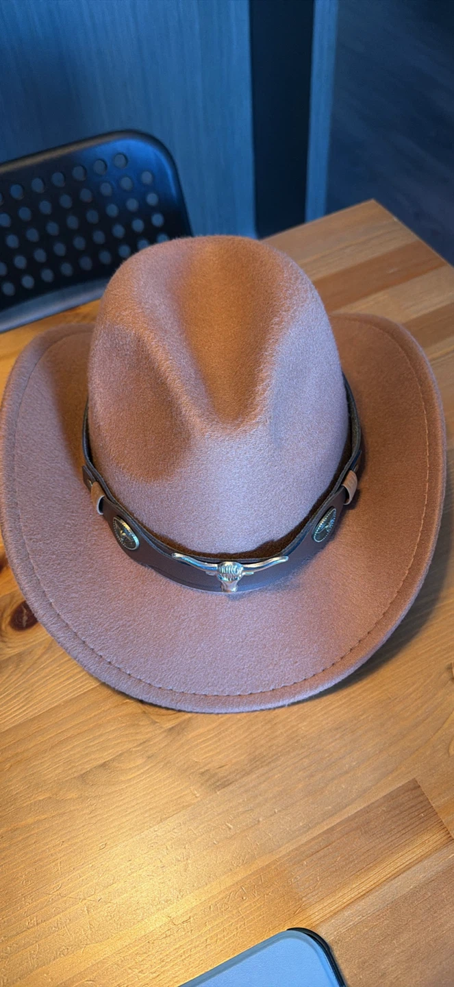 Tan Western-Style Cowboy Hat