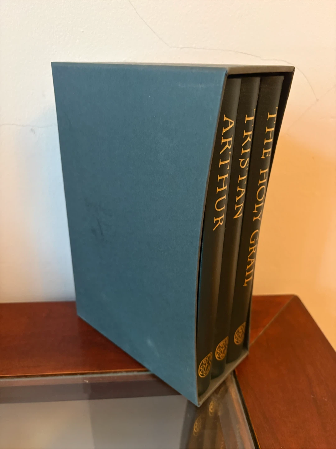 Folio Society Arthurian Legend 3-Book Set - photo 2