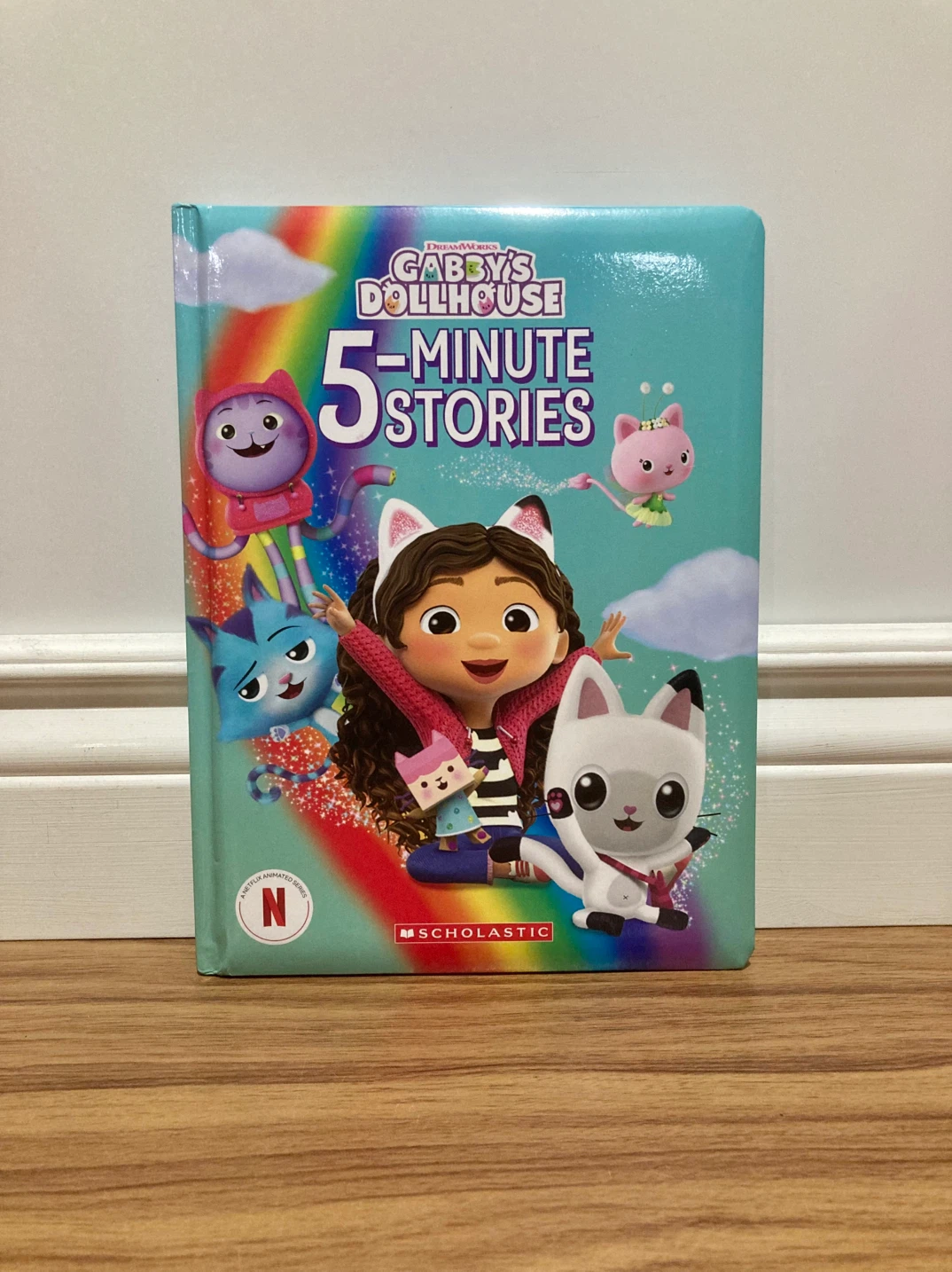 Gabby dollhouse 5 Minute stories book