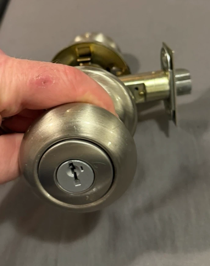 Brushed Nickel Entry Door Knob with 2 keys