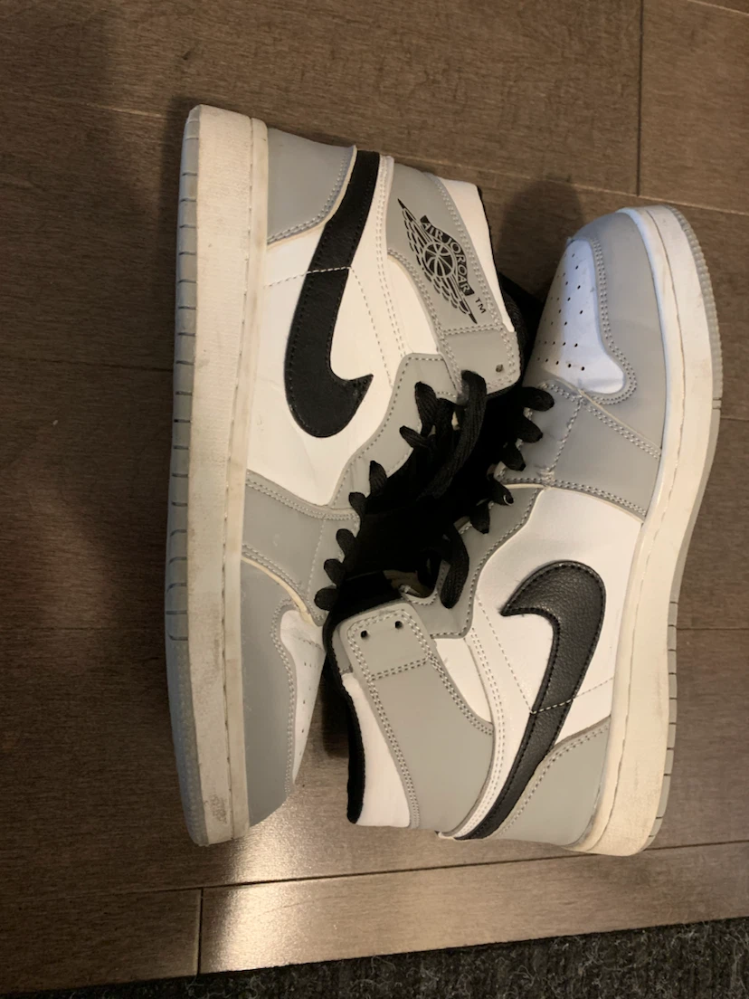 Nike Air Jordan 1 Mid White Grey Black Size US 7.5 - photo 2