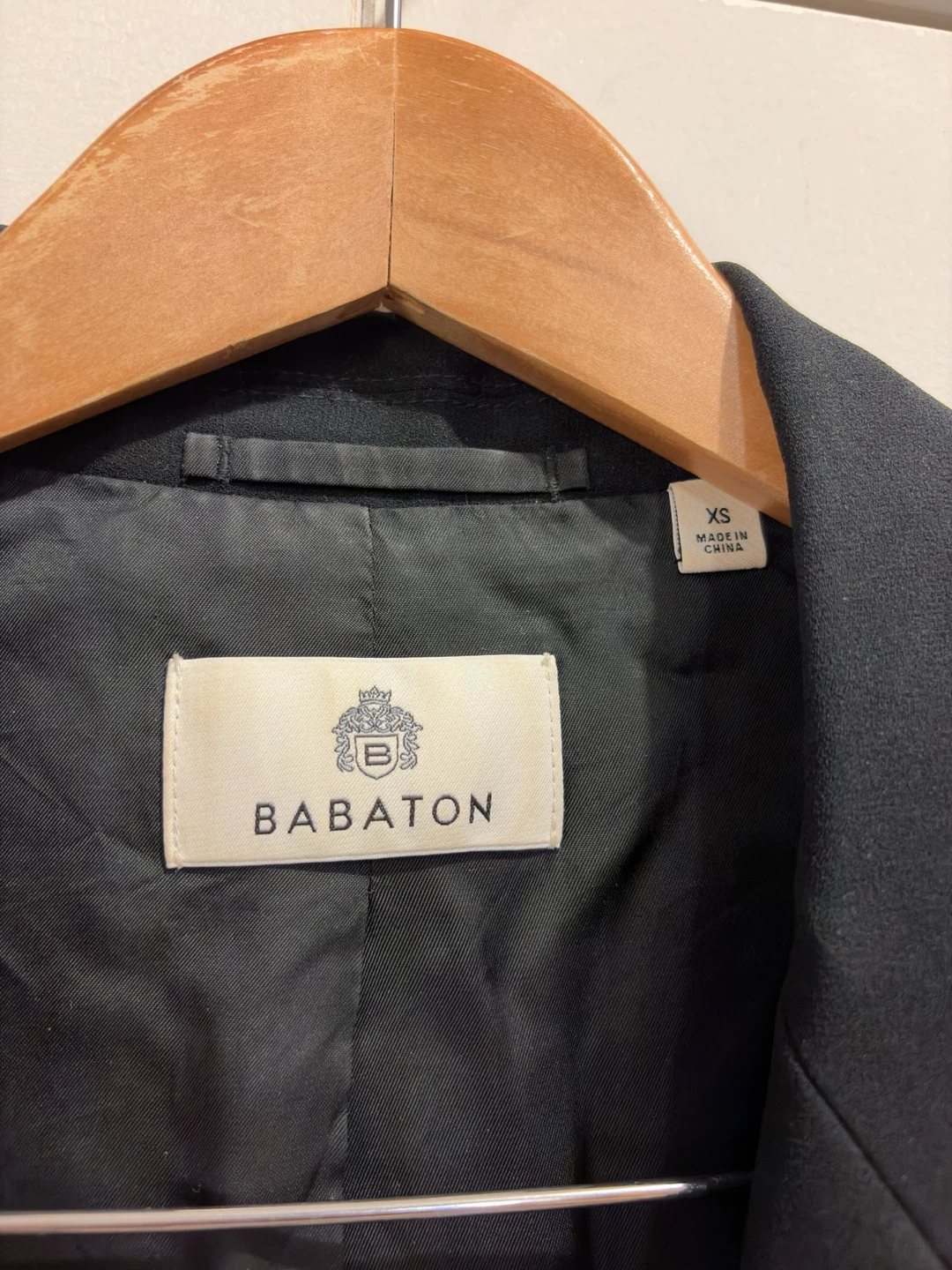 Aritzia Babaton Black Blazer - photo 3