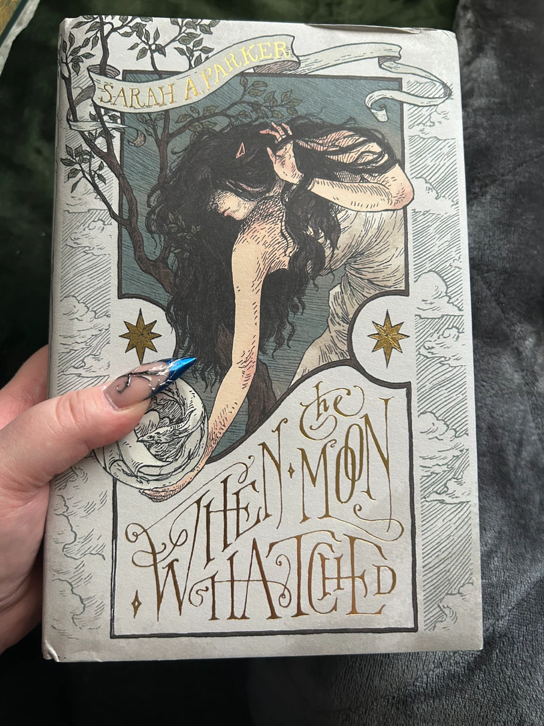 When the Moon Hatched Deluxe Edition - Sarah A. Parker