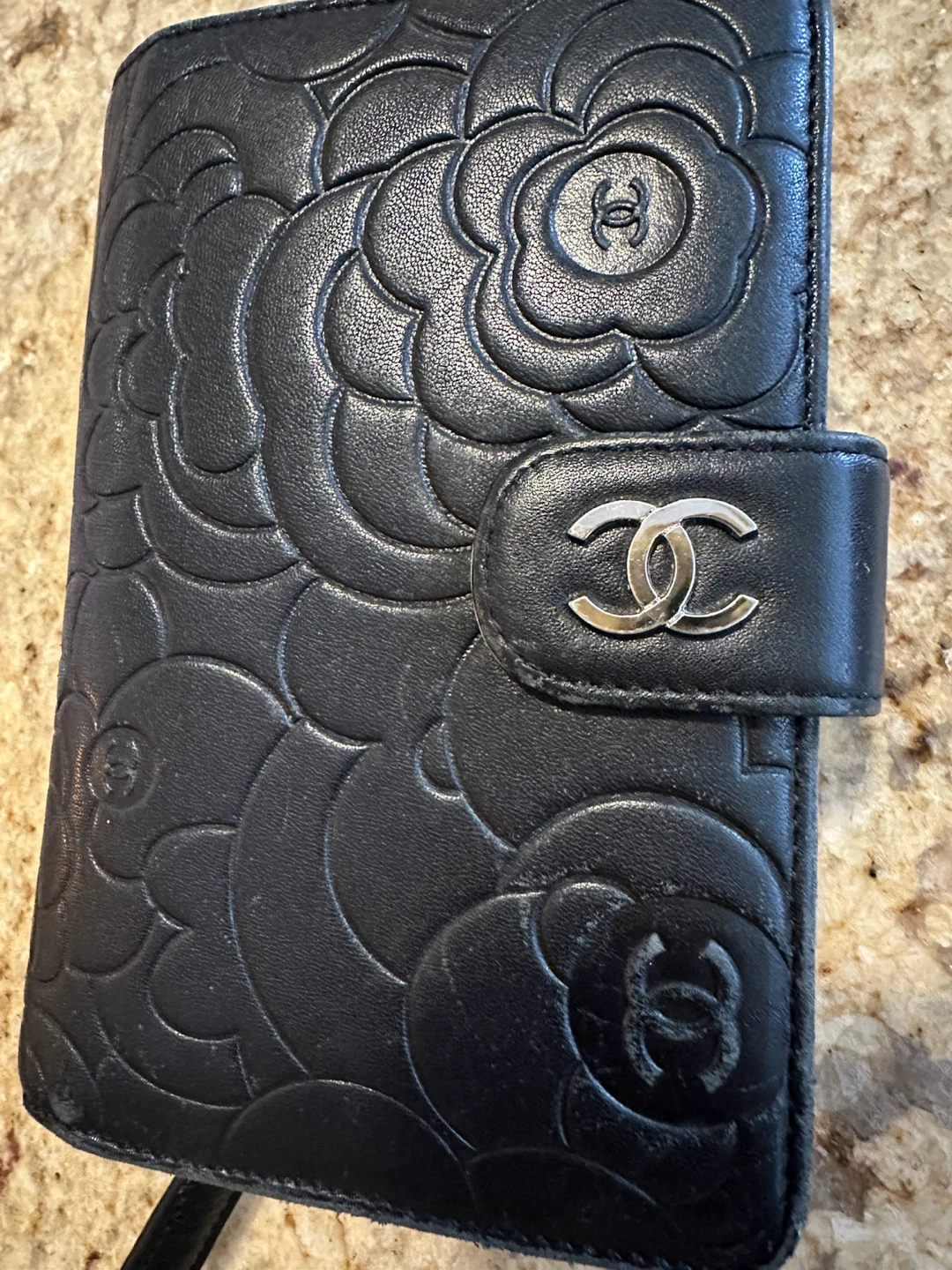 Camellia Embossed Leather Wallet - photo 2