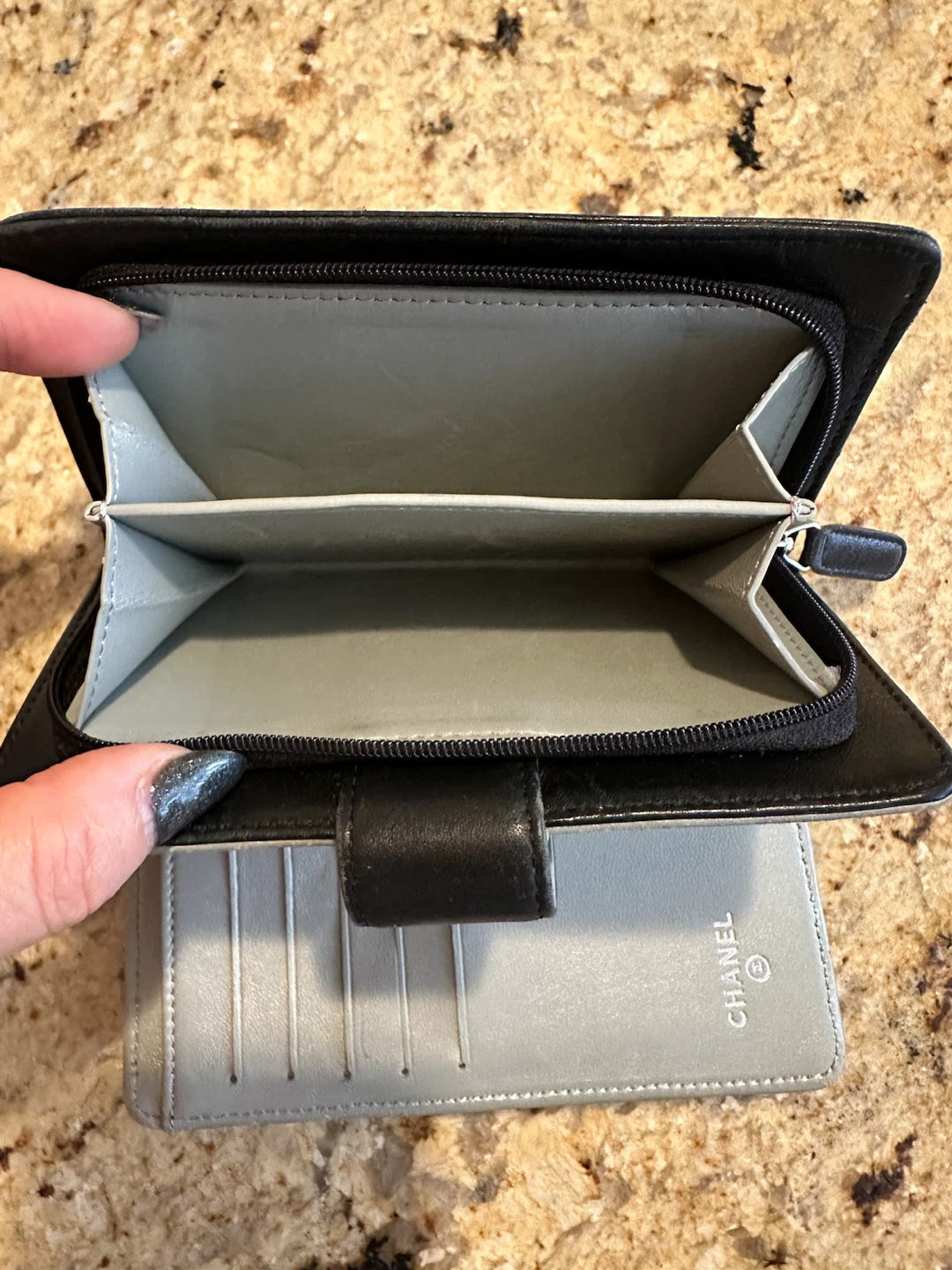 Camellia Embossed Leather Wallet - photo 4