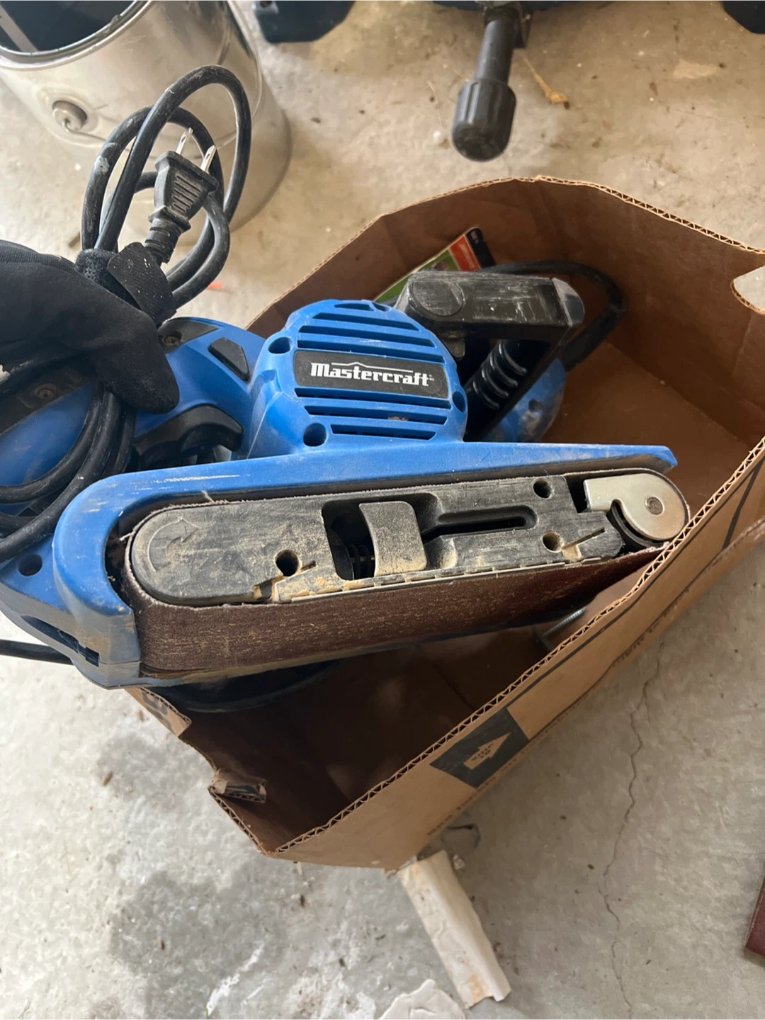Mastercraft Multi-Tool and Belt Sander Bundle