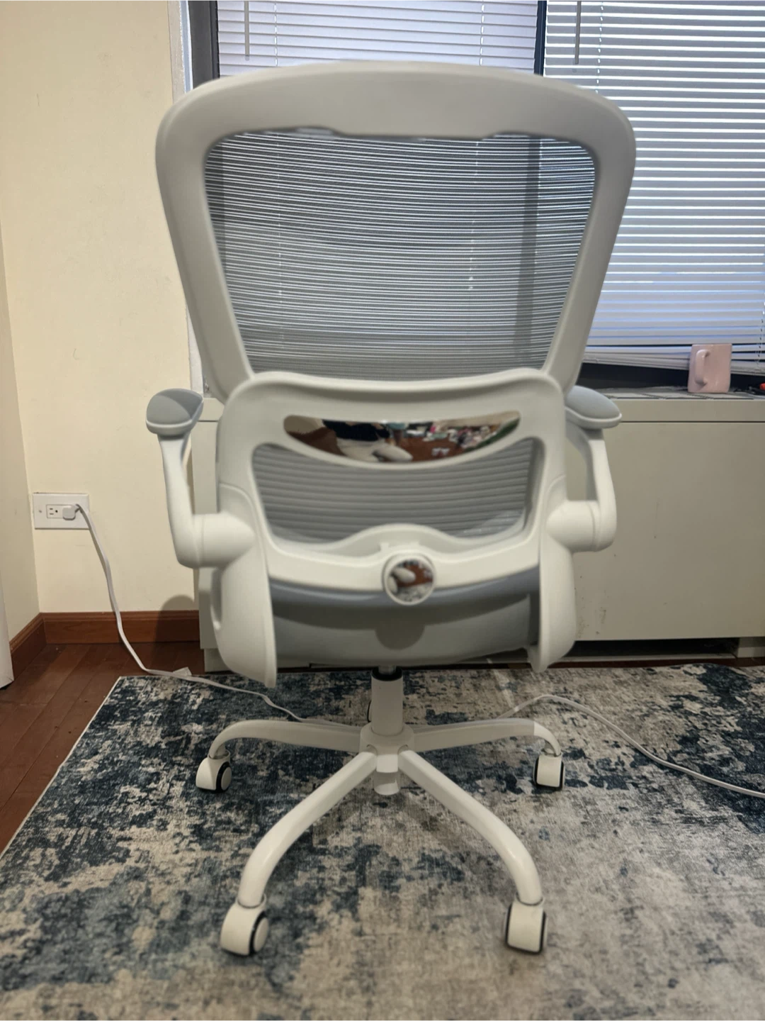 New Ergonomic Office Chair - White - photo 3