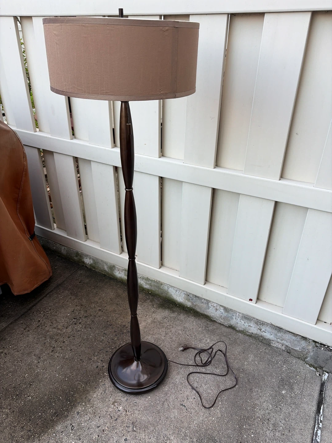 Bronze Finish Metal Floor Lamp with Brown Silk Drum Shade - photo 3
