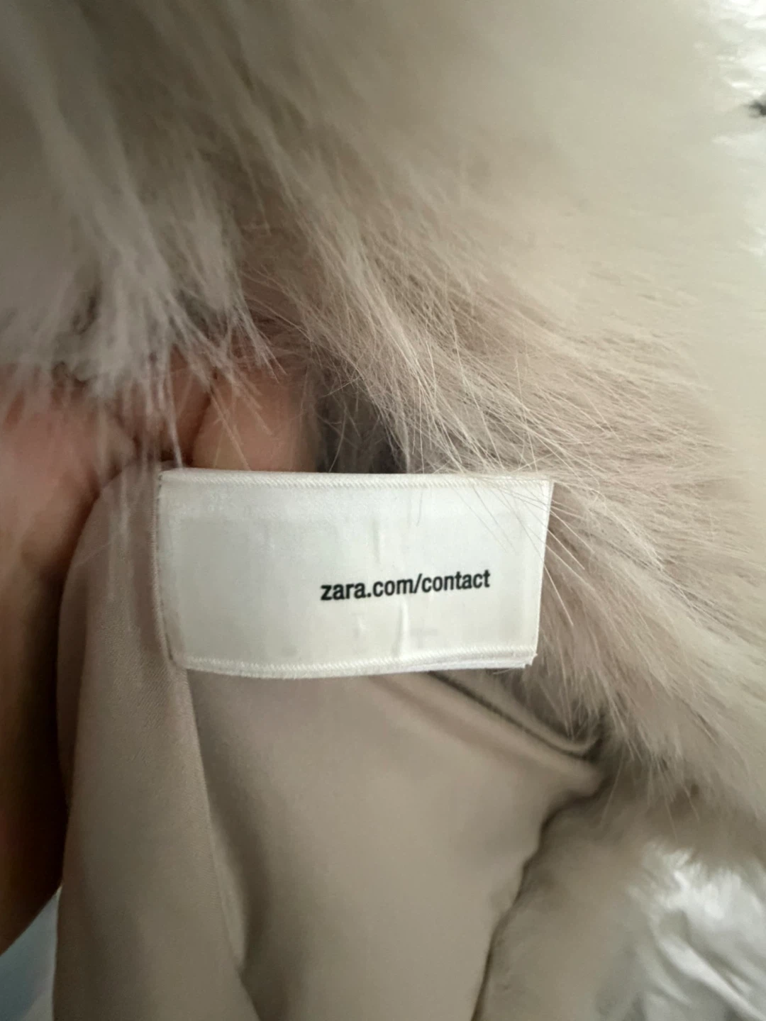 Zara Faux Fur Jacket Size Medium - photo 3