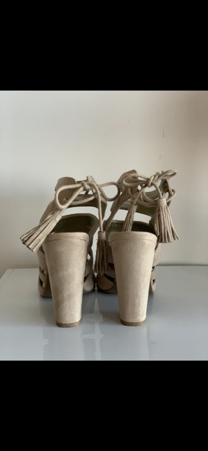 G By GUESS-Beige Suede Back Lace-Up Heels - photo 4