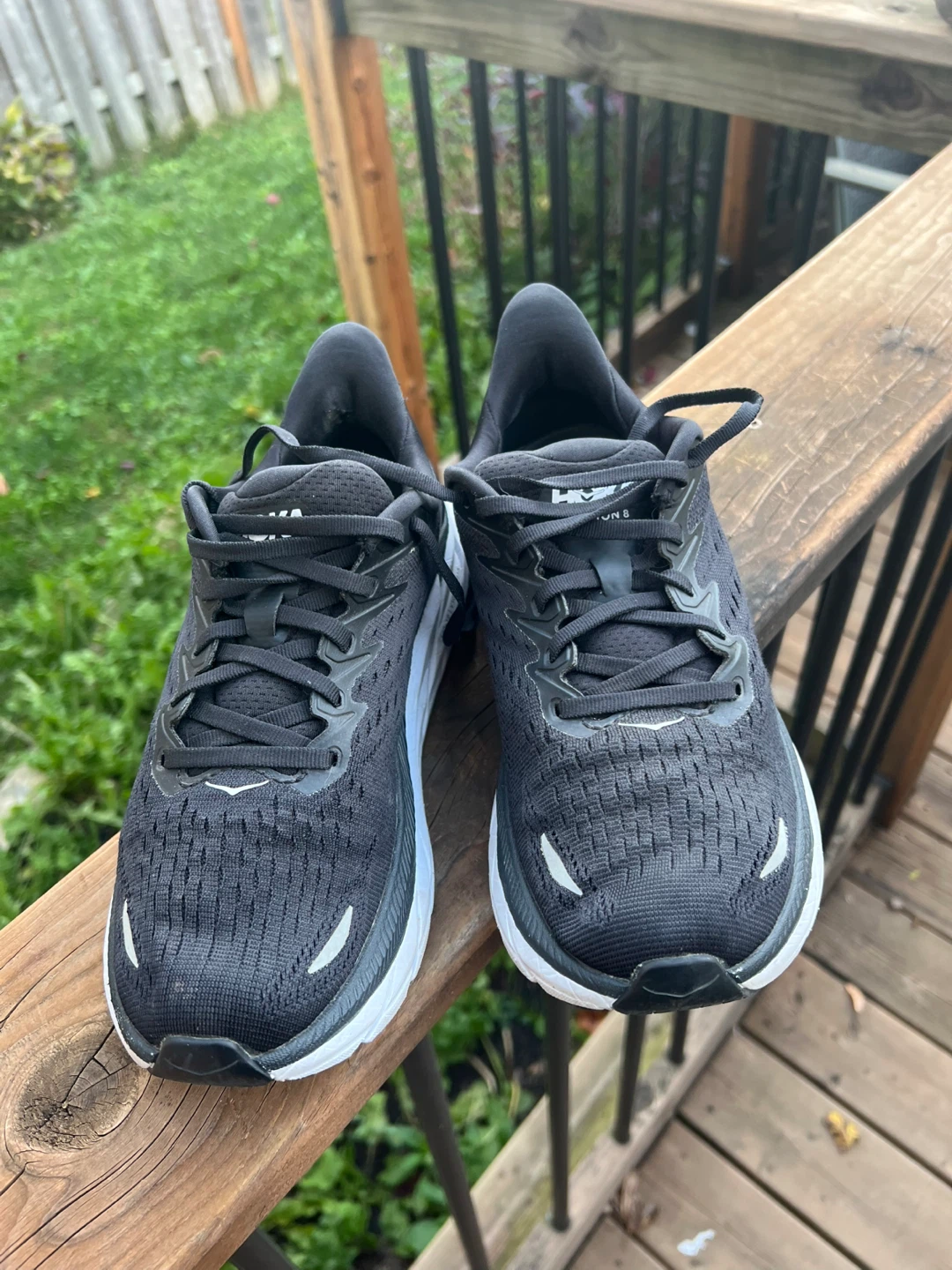 Woman’s Hoka Clifton 8 Running Shoes - size 8 - photo 2