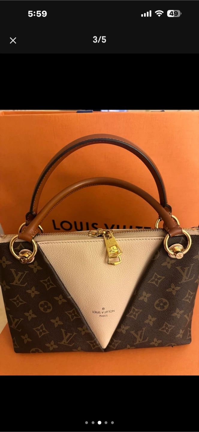V Monogram tote - photo 3
