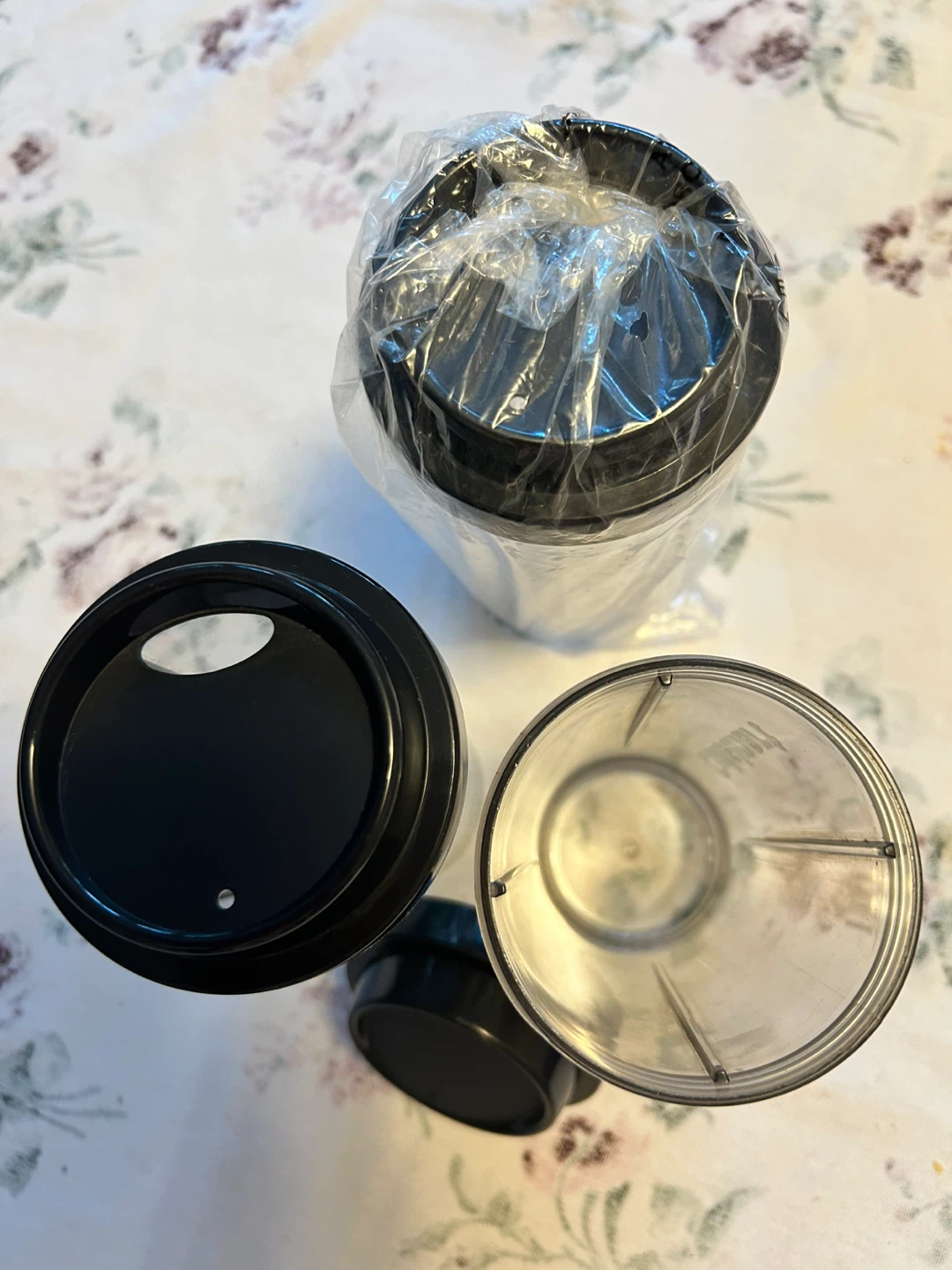 Cuisinart Travel Blender Cups with Lids - photo 4
