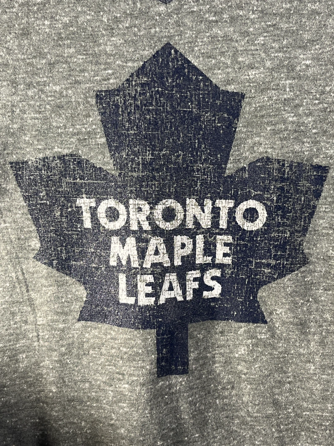 🔥 NWT Women's Toronto Maple Leafs V-Neck Shirt - Size S - photo 2