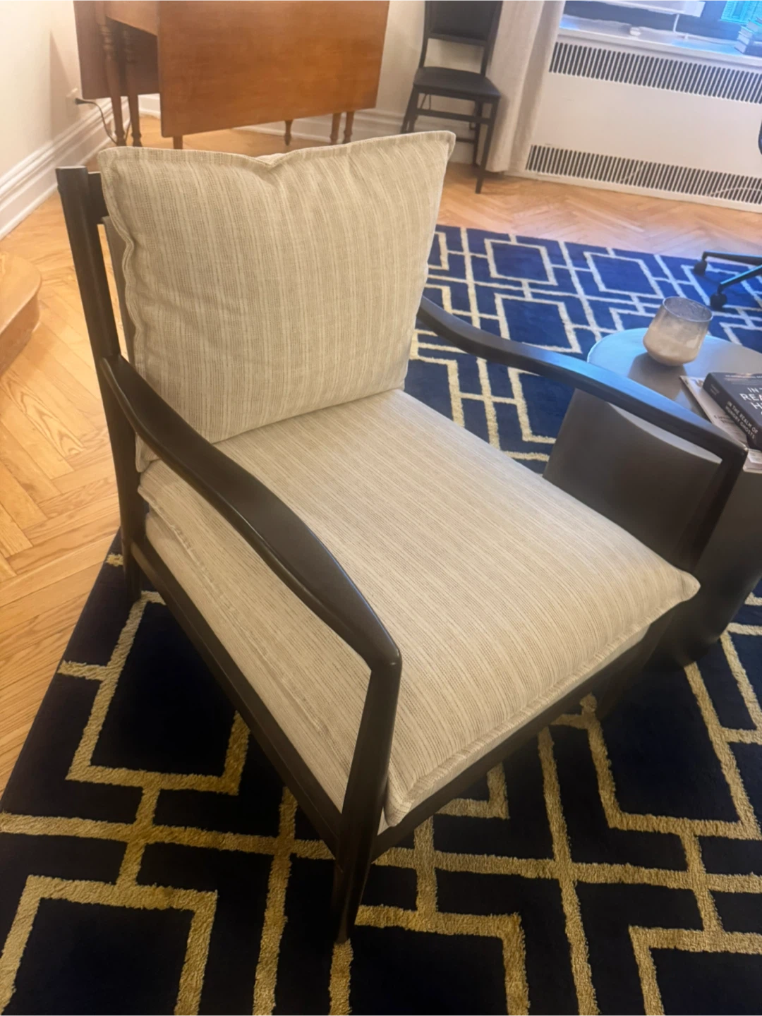 Mid-Century Modern Style Accent Chair - photo 2