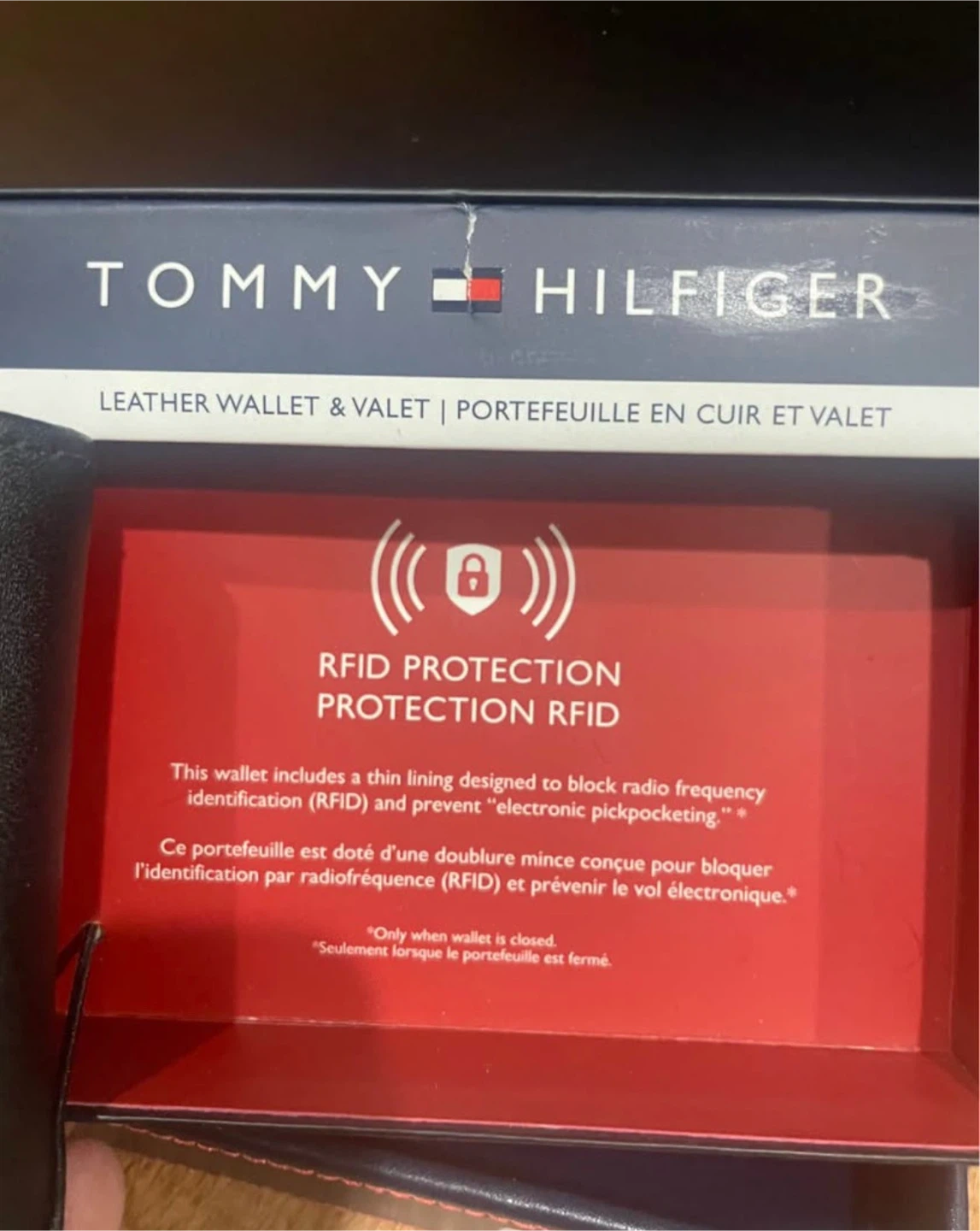 Tommy Hilfiger Leather Passcase Billfold Wallet - photo 3