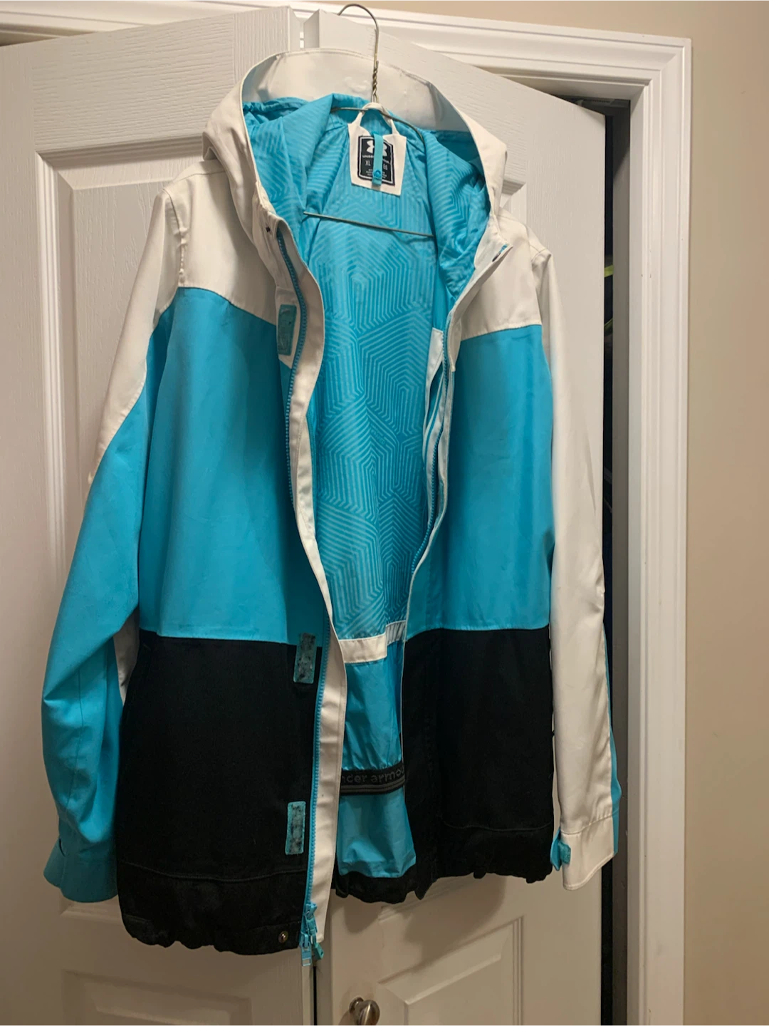Under Armour Colourblock Winter Jacket XL