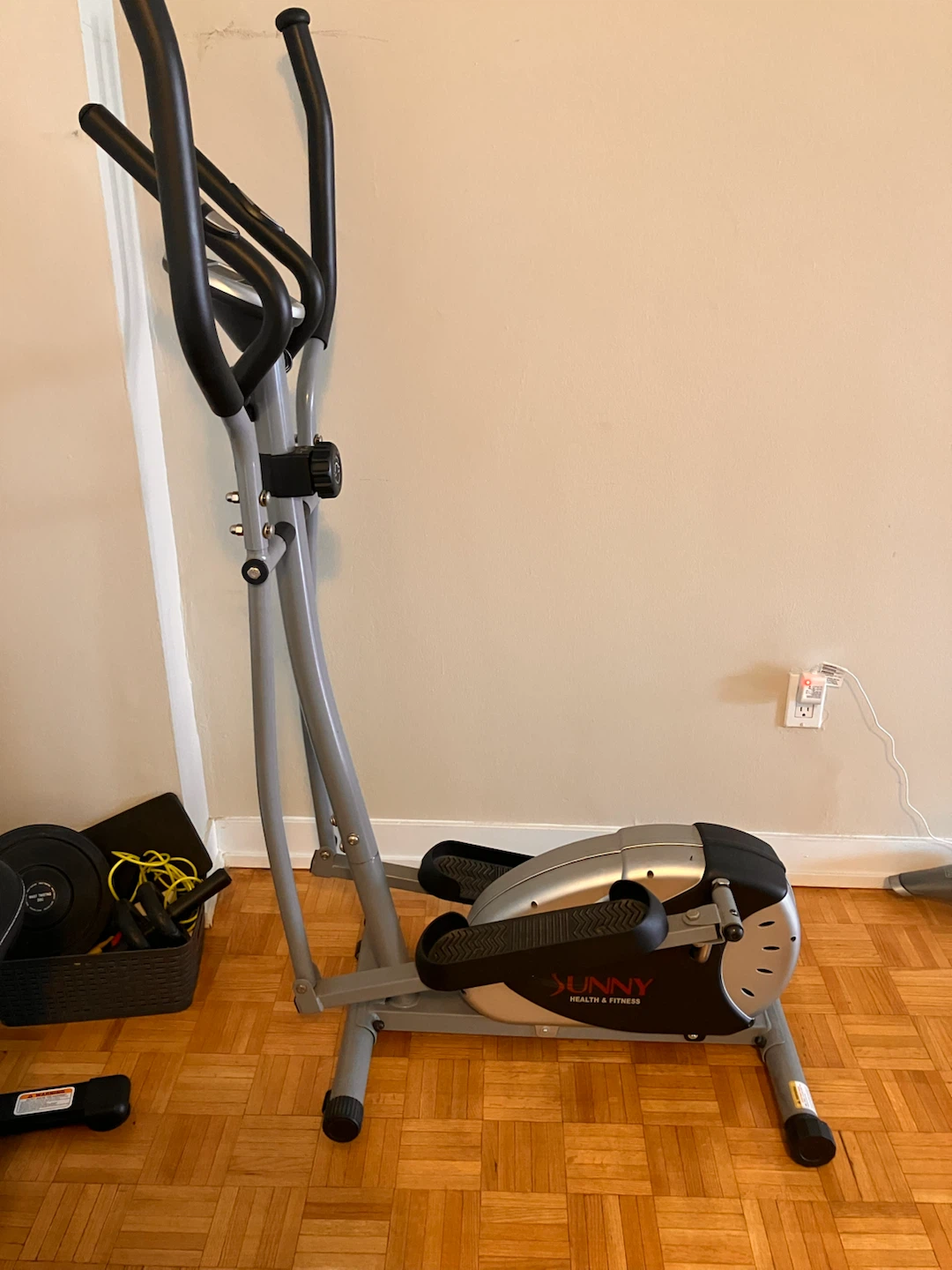 Sunny Health & Fitness Elliptical Machine - photo 4