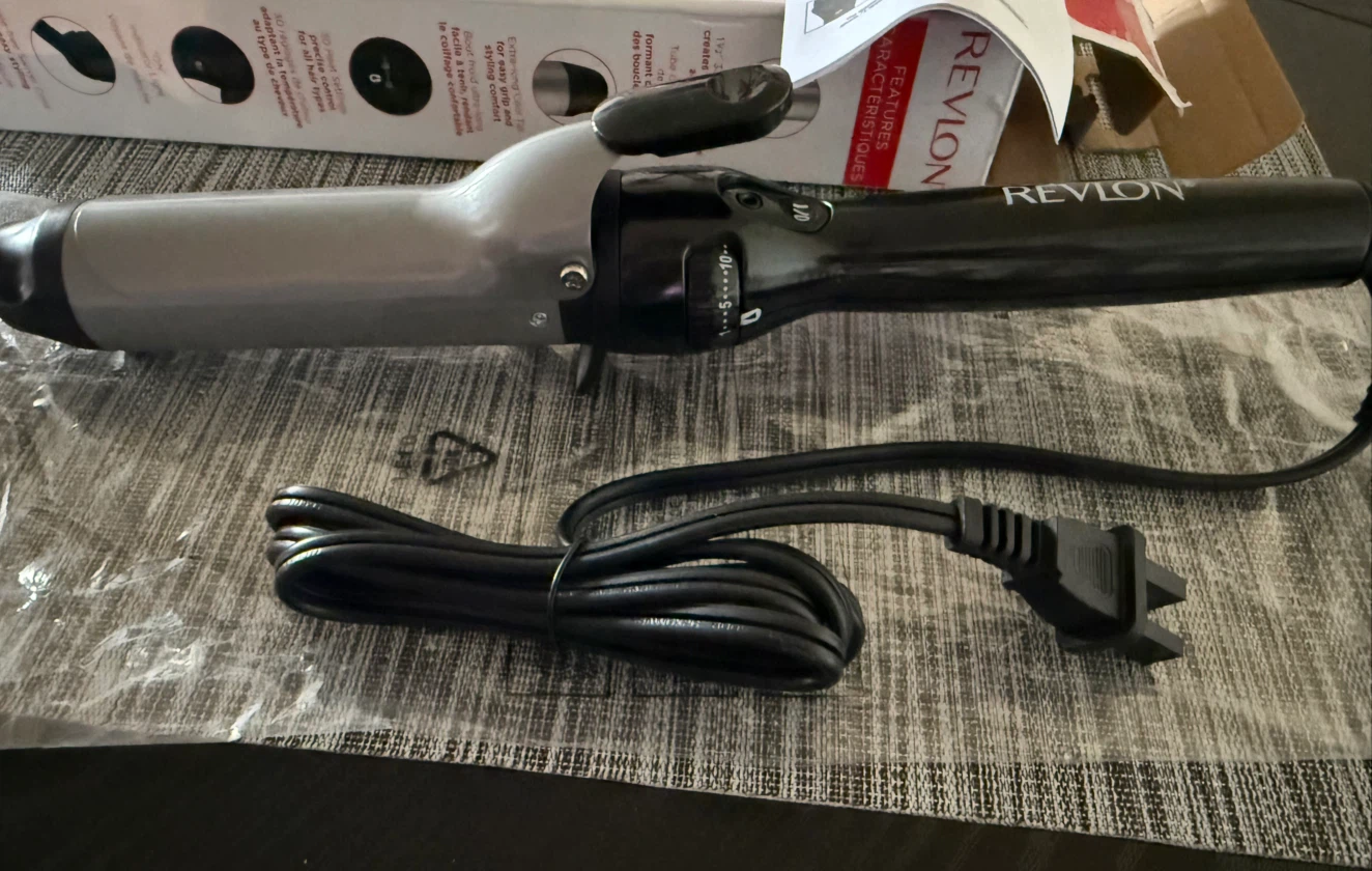 Revlon Perfect Heat Curling Iron 1 1/2 inch - photo 2