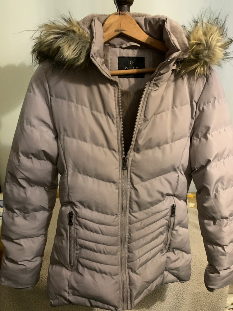 Alta Suzy Shier Puffer Jacket