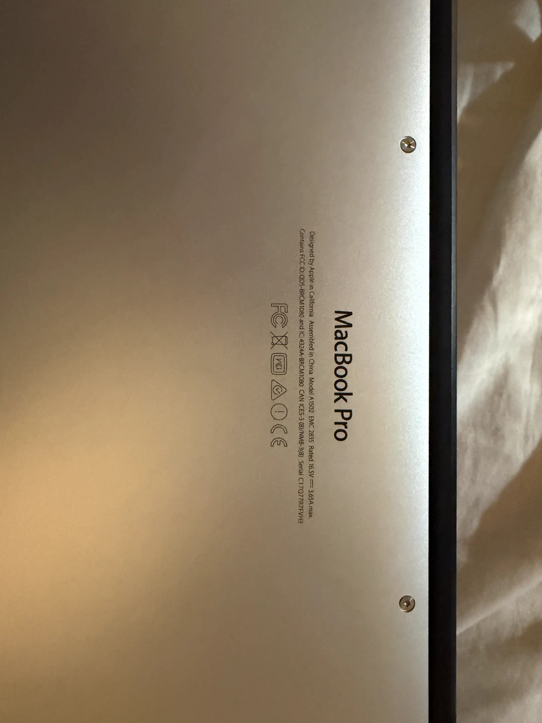 Apple MacBook Pro 13 inch A1502 Laptop