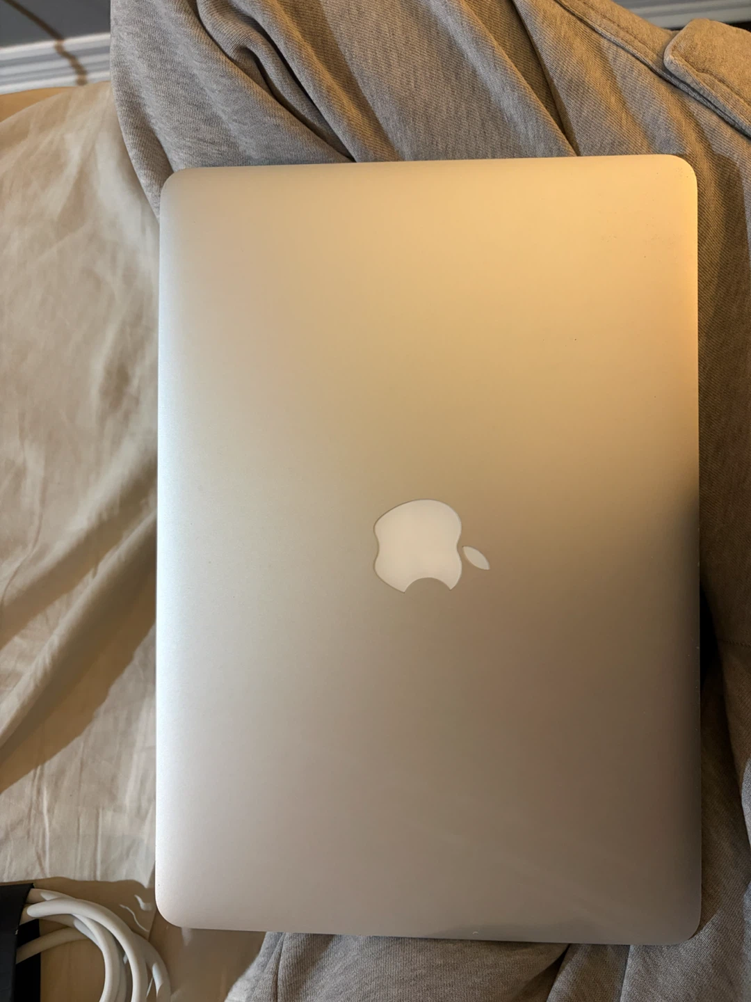 Apple MacBook Pro 13 inch A1502 Laptop - photo 2