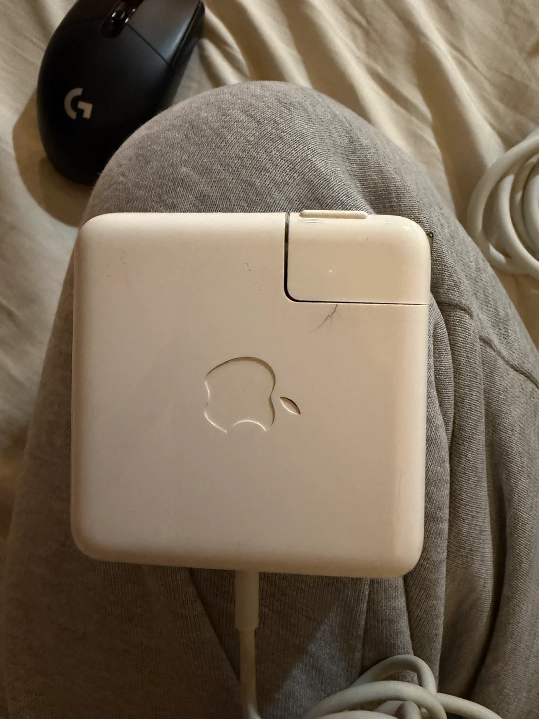 Apple MacBook Pro 13 inch A1502 Laptop - photo 4