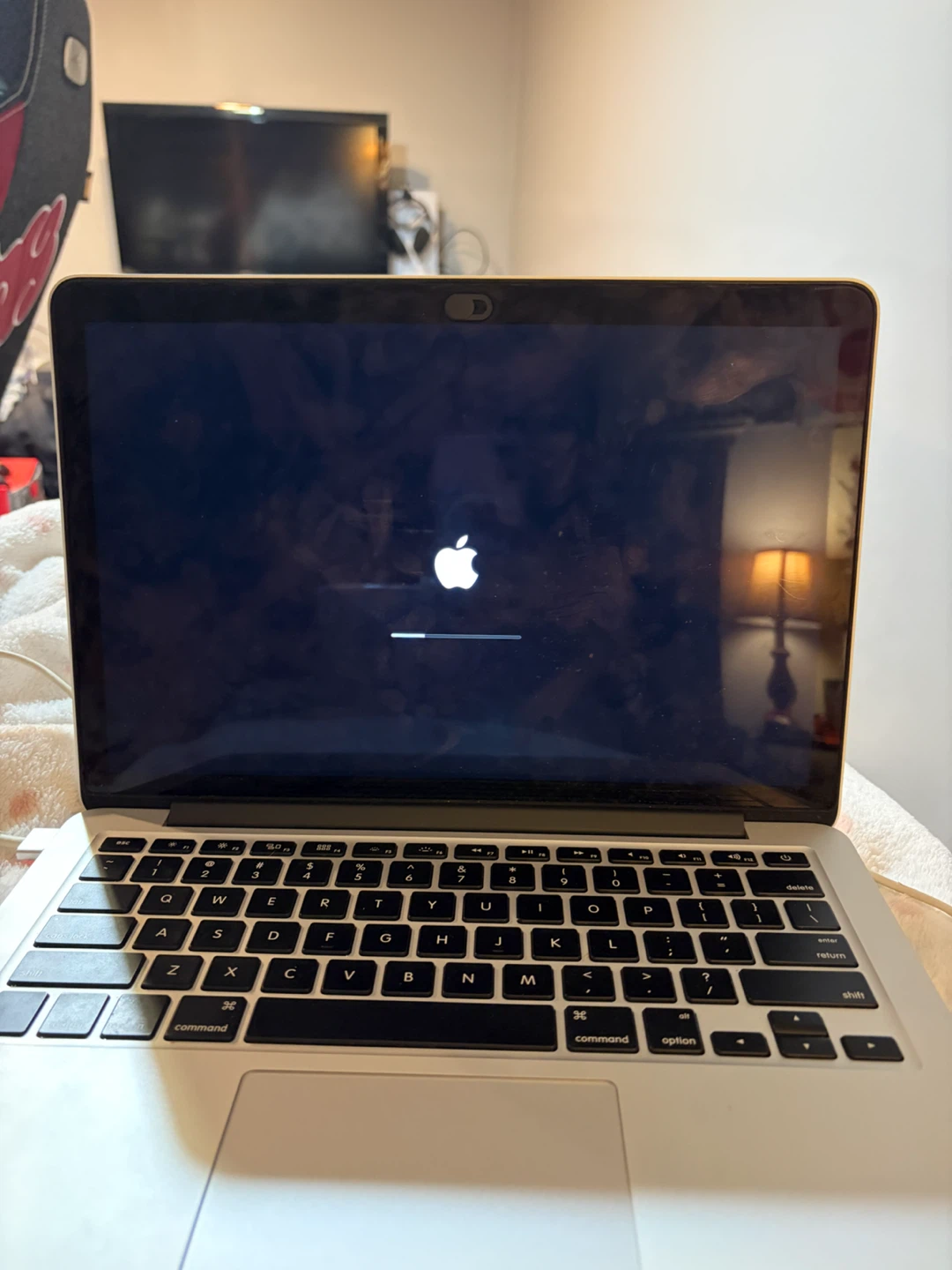 Apple MacBook Pro 13 inch A1502 Laptop - photo 5