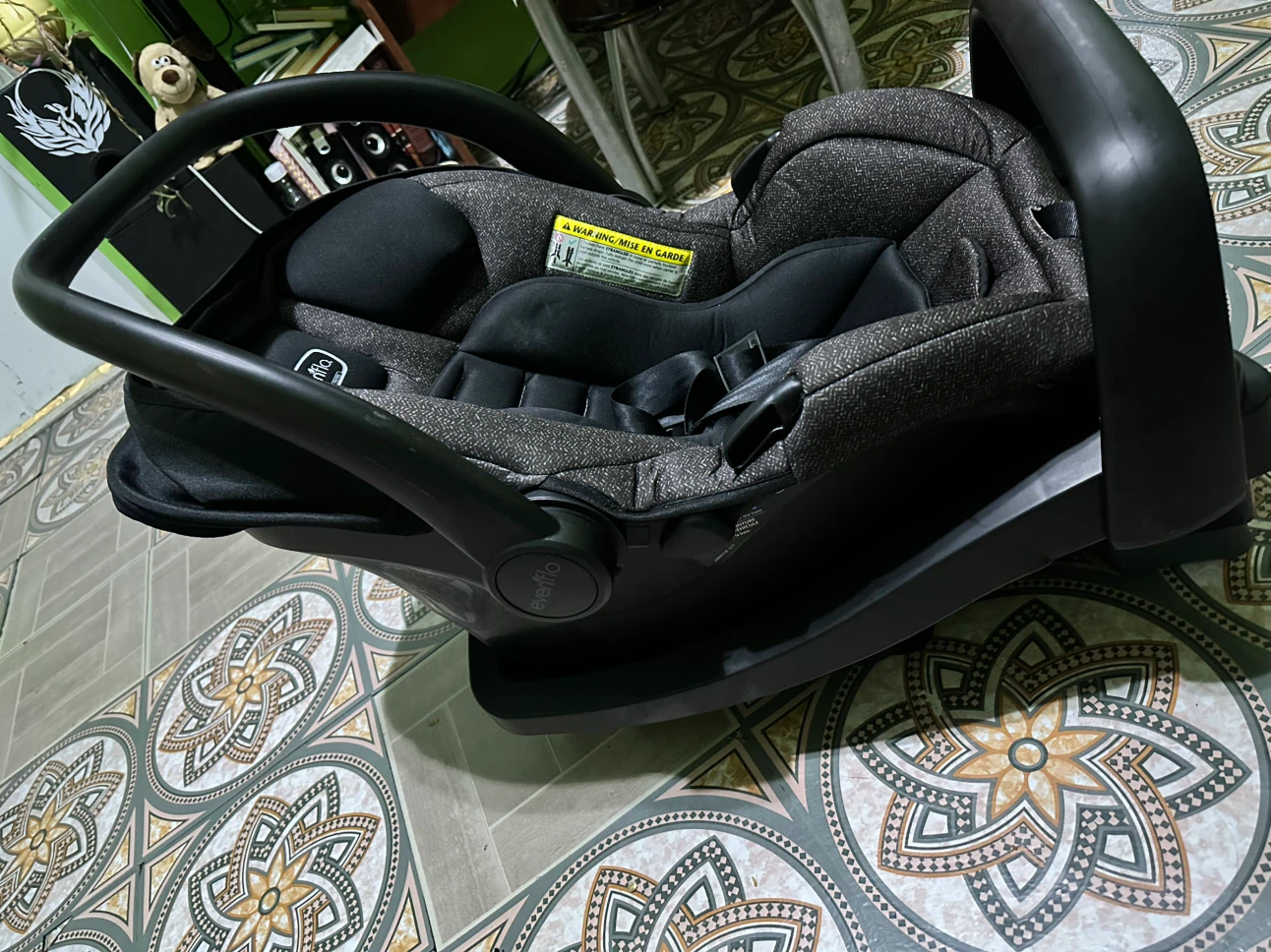 Evenflo Infant Car Seat - photo 2