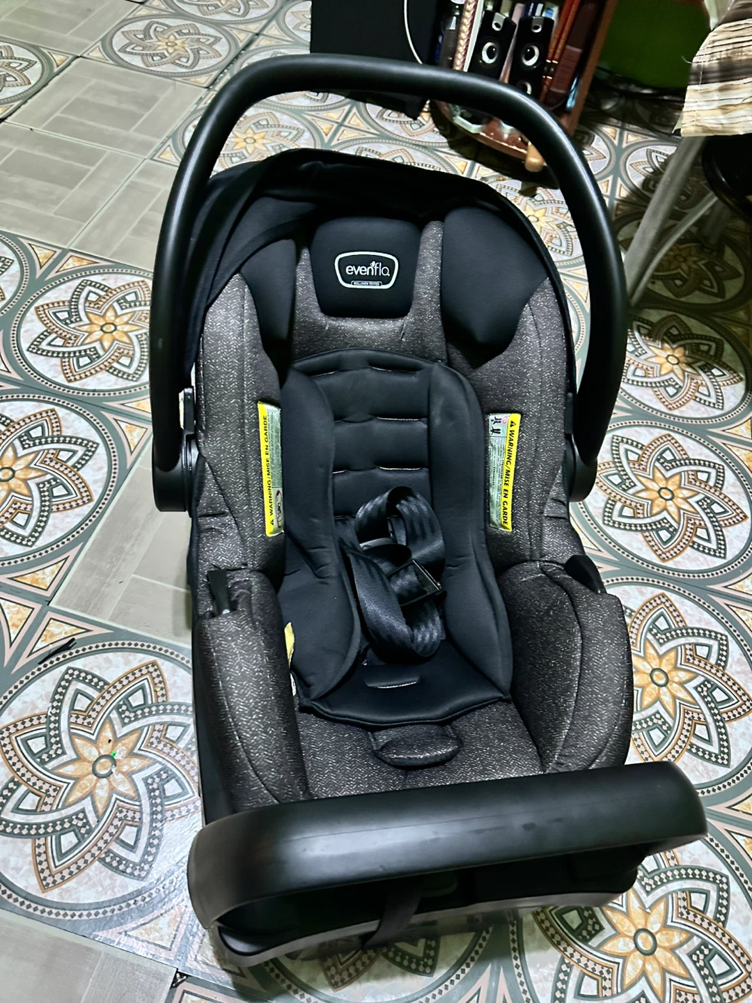 Evenflo Infant Car Seat - photo 3