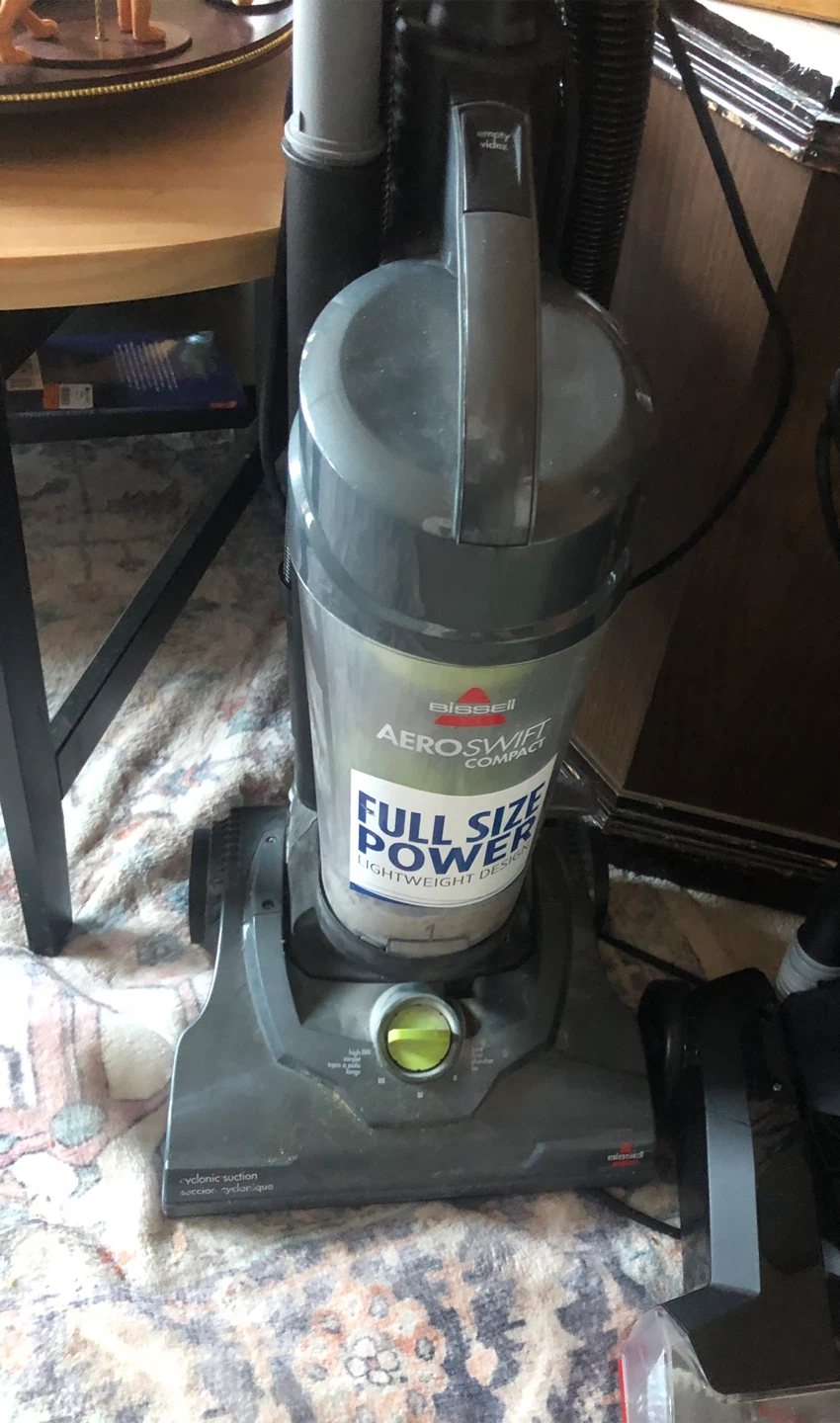 Bissell AeroSwift Compact Vacuum