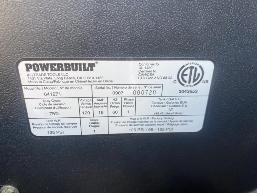 2007 Powerbuilt 12-Gallon Portable Air Compressor - photo 3