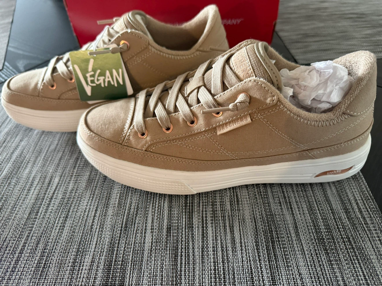 Skechers Arch Fit Arcade Meet Ya There Shoes - Size 8.5 - photo 3