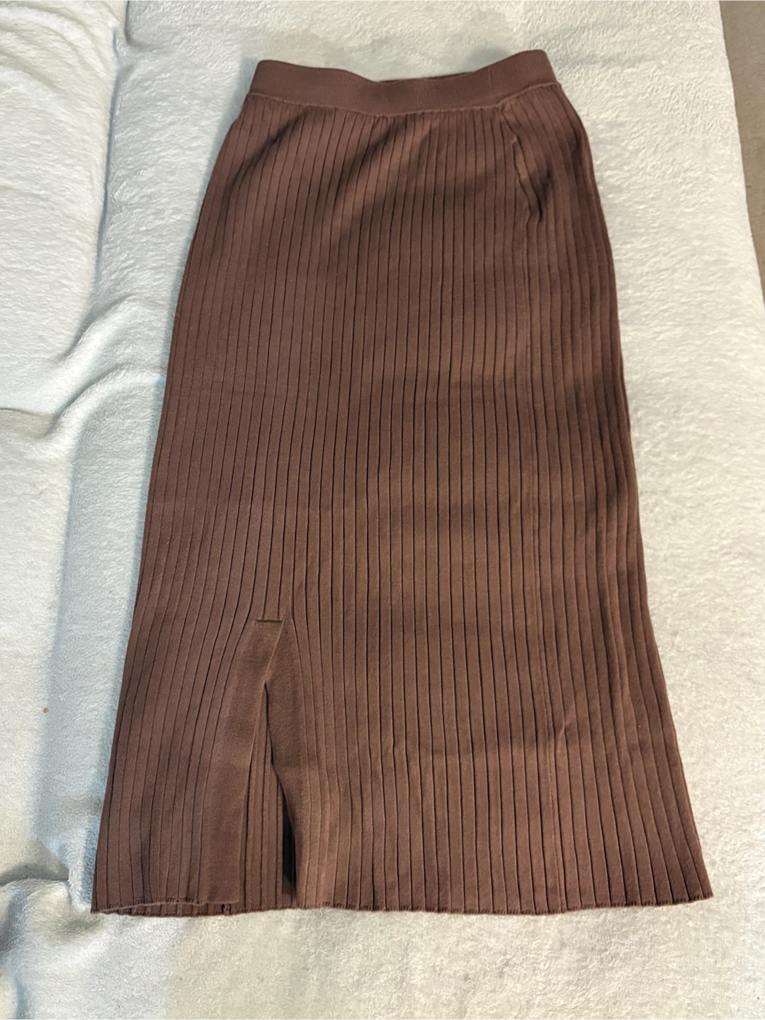GU Ribbed Brown Midi Skirt
