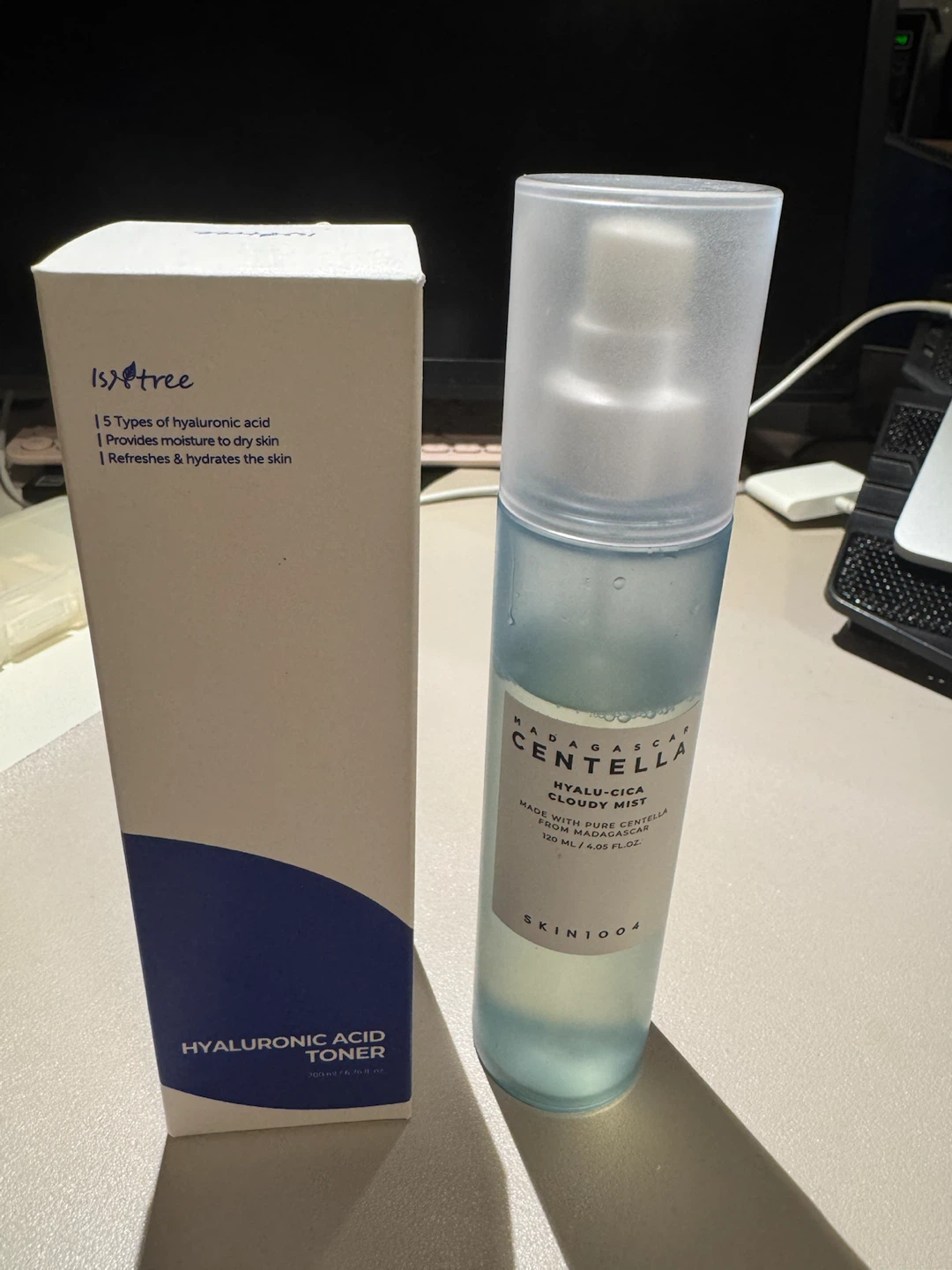 (Korean) ISNTREE Hyaluronic Acid Toner