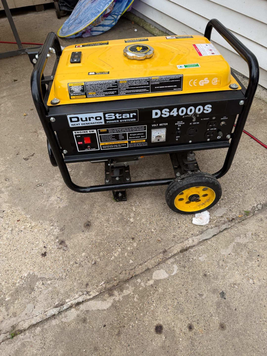 DuroMax DuroStar DS4000S Portable Generator