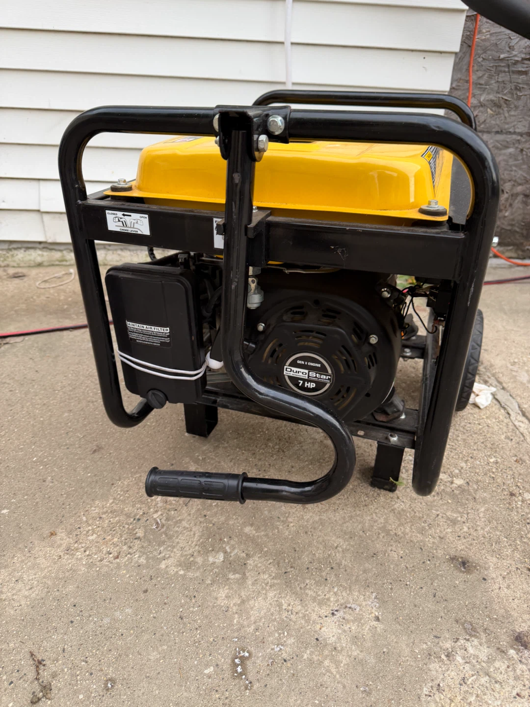 DuroMax DuroStar DS4000S Portable Generator - photo 3