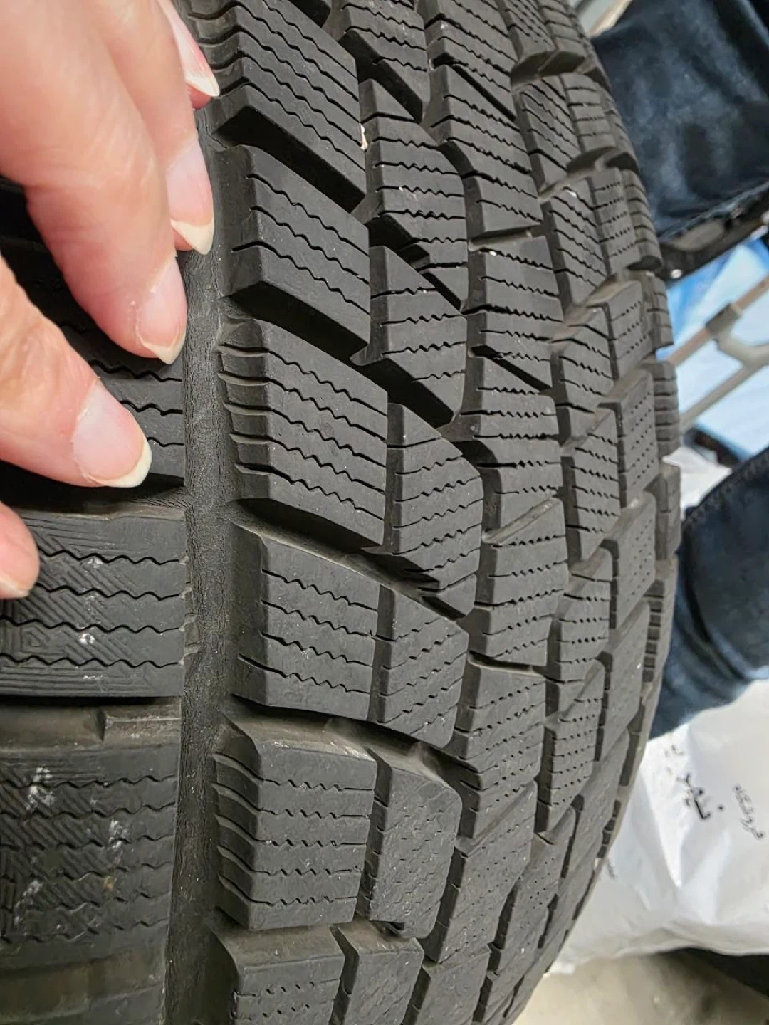 4- Starfire Winter Tires 235/55R17 - photo 3