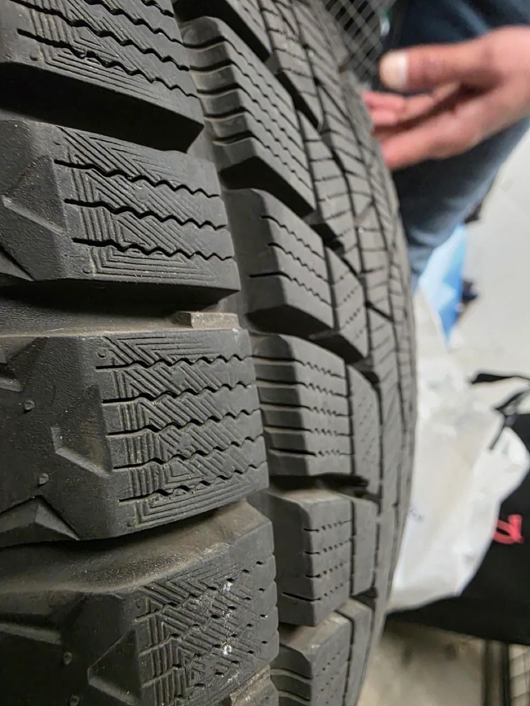 4- Starfire Winter Tires 235/55R17 - photo 4