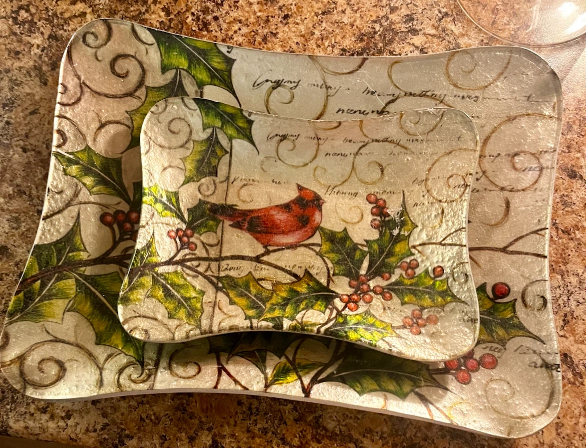 Set of 2 Cardinal Glass Serving Trays - photo 5